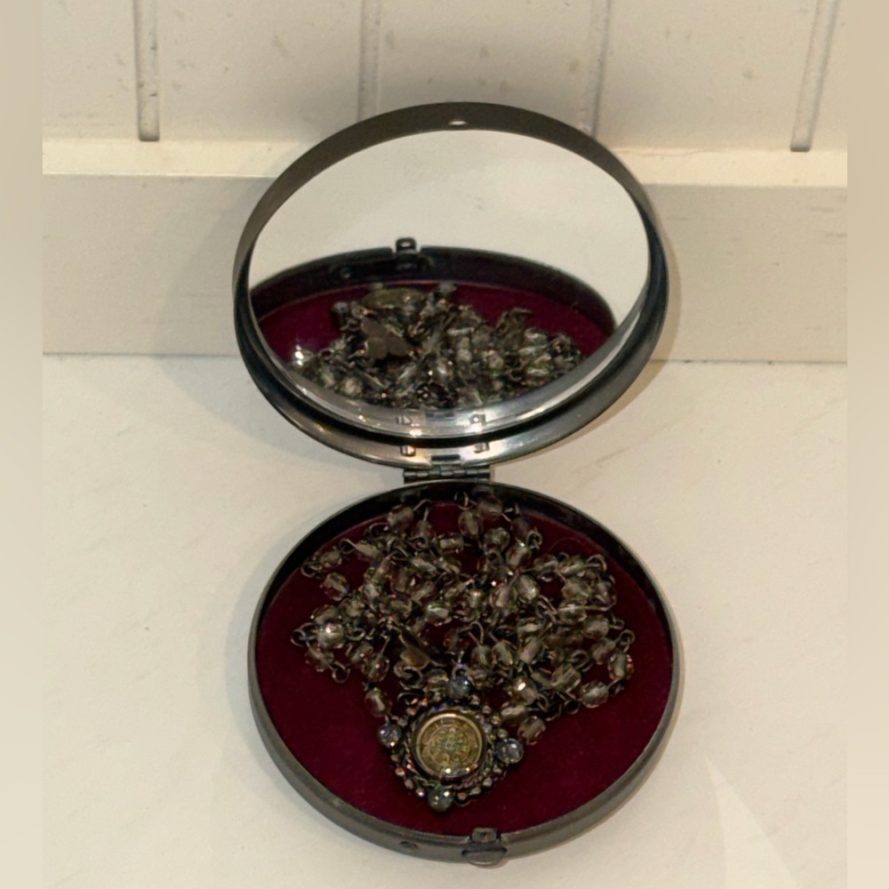 Virgins Saints and Angels Necklace - 925